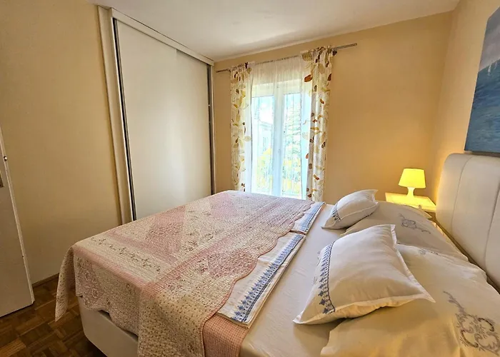 Appartement Mirko2 Mit Gemeinschaftlichem Pool By Interhome