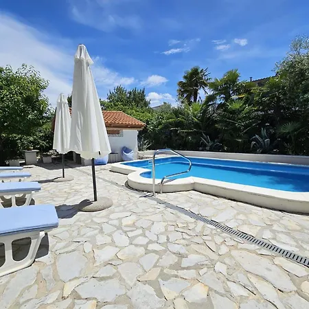 Mirko2 Mit Gemeinschaftlichem Pool By Interhome * Malinska