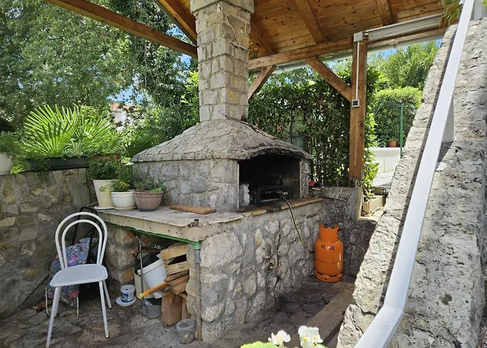 Apartament Mirko2 Mit Gemeinschaftlichem Pool By Interhome Malinska