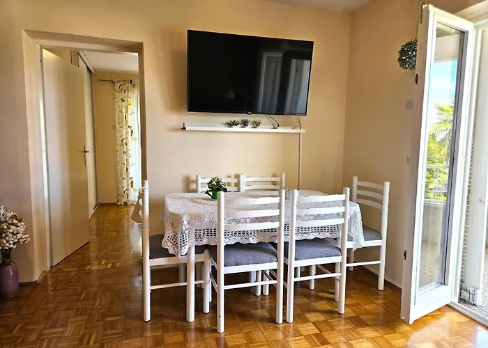 Apartament Mirko2 Mit Gemeinschaftlichem Pool By Interhome *