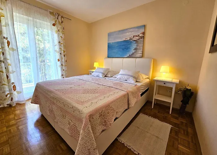 Mirko2 Mit Gemeinschaftlichem Pool By Interhome Apartament